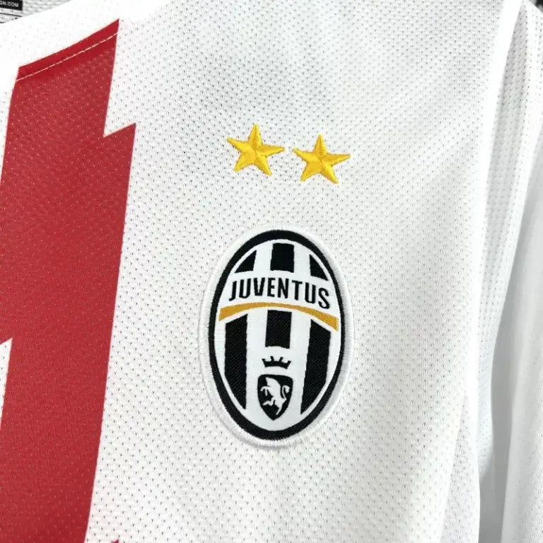 2010/11 Juventus Away Jersey